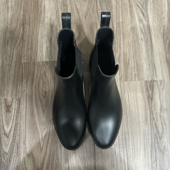 Black rubber Chelsea boots - Picture 3 of 3